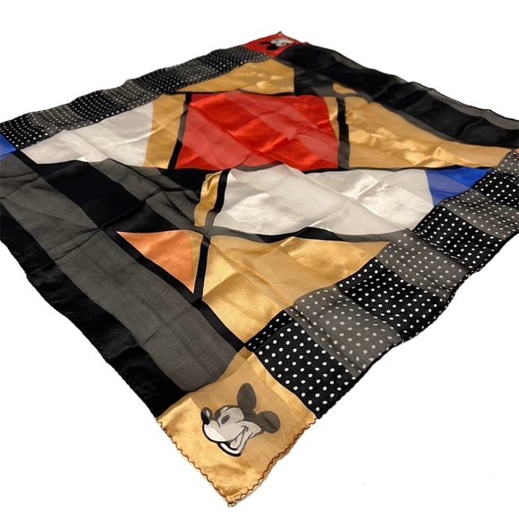 100% Silk Mickey Mouse Scarf - Picture 4 of 7